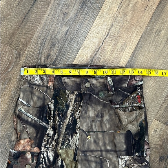 Rustic Ridge Youth Scent Stop Hunting Pants Sz Medium Mossy Oak Adjustable waist - Picture 12 of 14